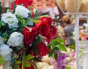 Bouquet de roses artificielles